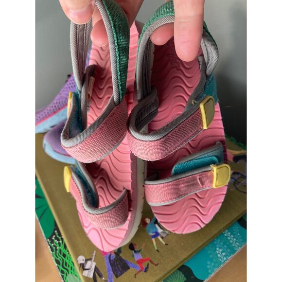 Two Pairs Sandals & Water Shoes Play All Day Sz 12 / 13 Cat & Jack SUN & FUN! - Picture 6 of 7